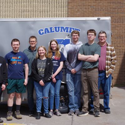 team-with-trailer-IMGP6932