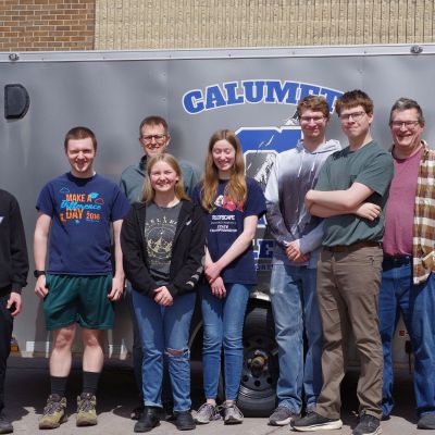 team-with-trailer-IMGP6936